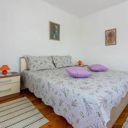 House Katica Semesterbostad *